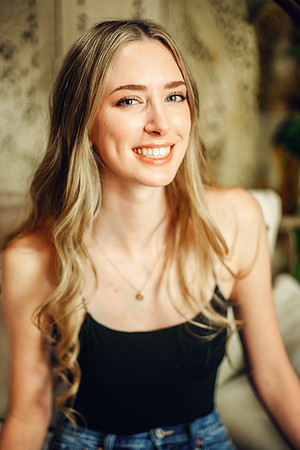Abby Senior-45