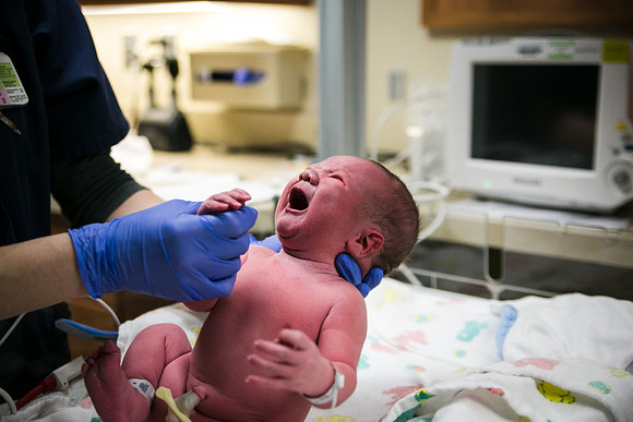 Matthew Birth-359