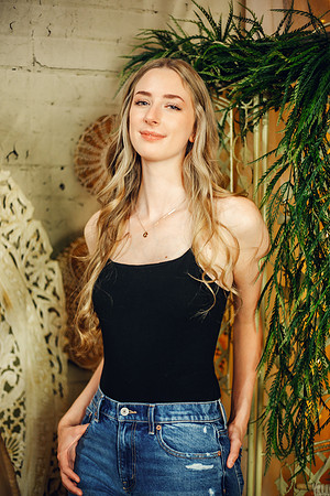 Abby Senior-64