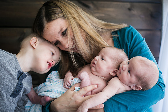 Twins Newborn-72