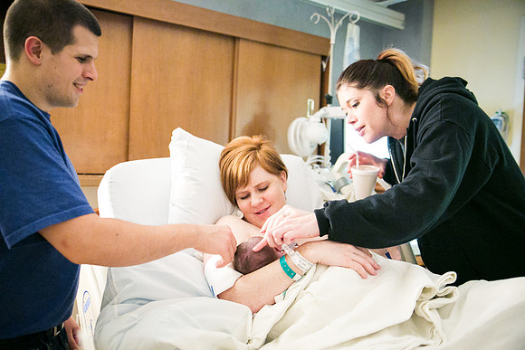 Matthew Birth-284