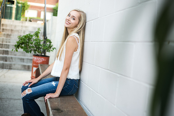 Senior-195
