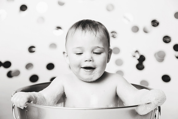 Kristopher 1yr-116b&w