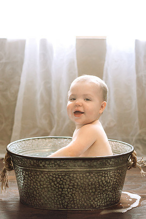 Twins 1yr Bath-4