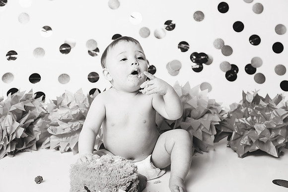 Kristopher 1yr-84b&w