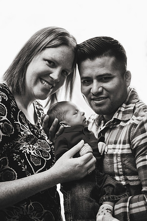 Mateo NB Family-15b&w