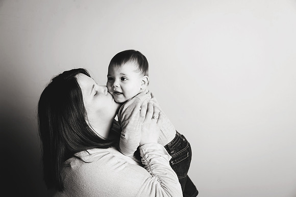 Kristopher 1yr-16b&w