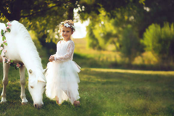 Unicorn-12