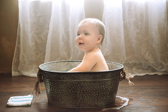 Twins 1yr Bath-3