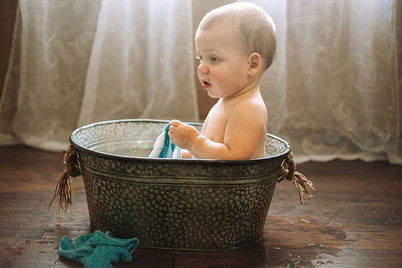 Twins 1yr Bath-13