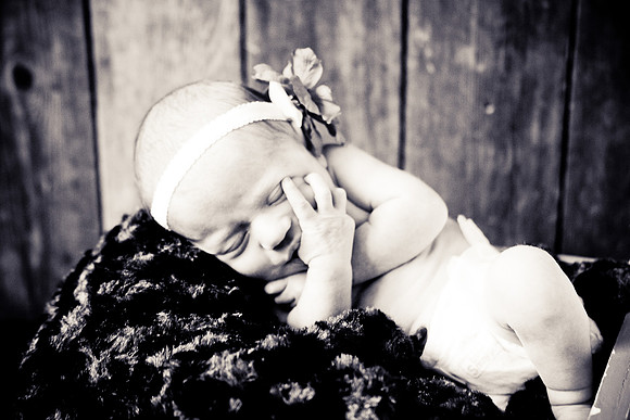 Slyvi Newborn-47