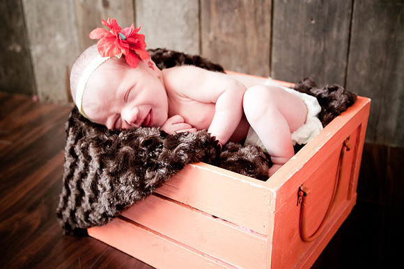 Slyvi Newborn-42