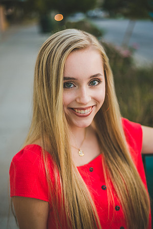Senior-179