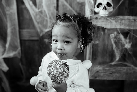 xSamira 2yr-214