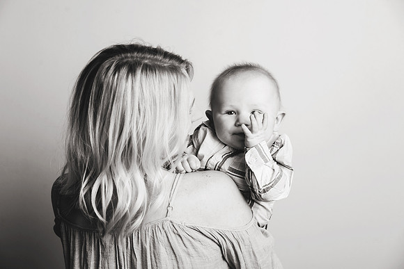 Beckham 6mth-26b&w