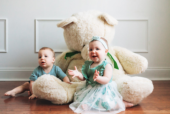 Twins 1yr-44