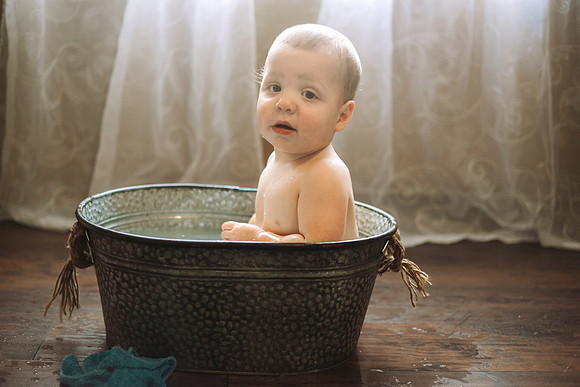 Twins 1yr Bath-17