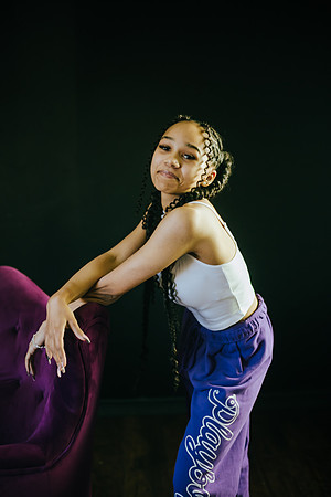 Senior-182