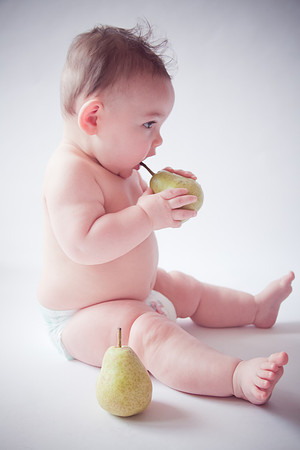 Nora 7mth Hungry-29