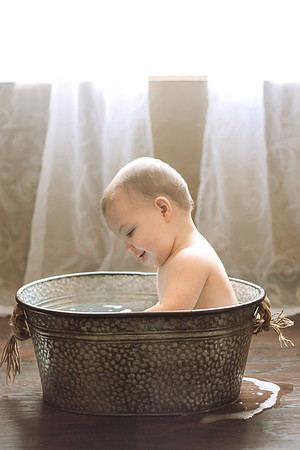 Twins 1yr Bath-5