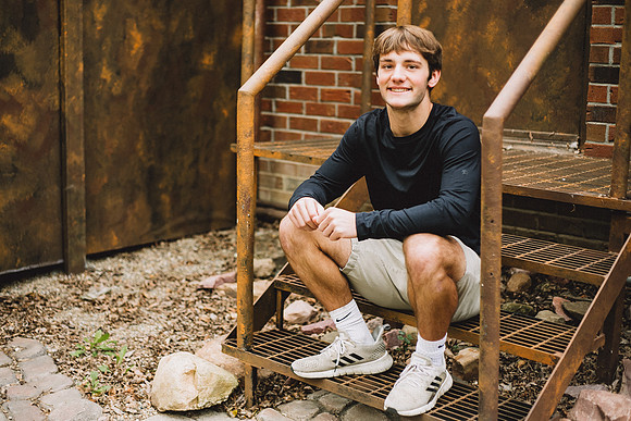 Senior-25