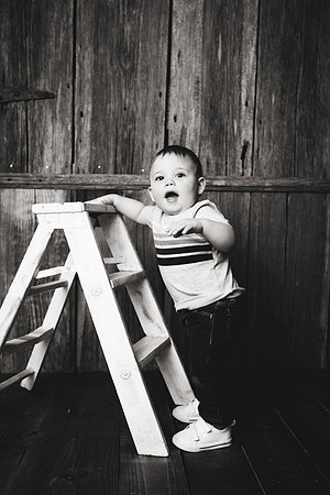 Kristopher 1yr-31b&w