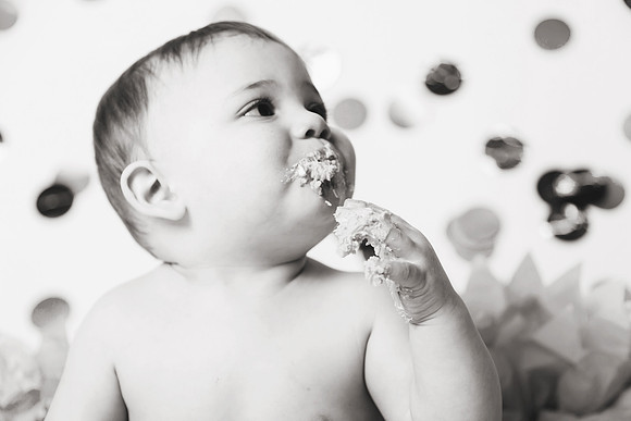 Kristopher 1yr-92b&w