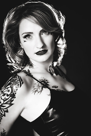 VonD-24b&w