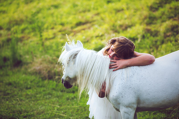 Unicorn-32