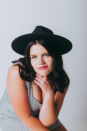 Paige Senior-24