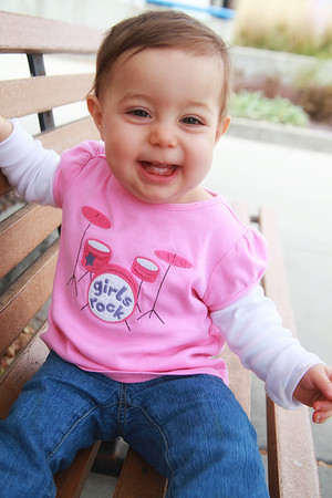 Mia 10 mth
