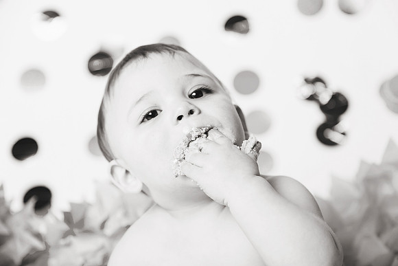 Kristopher 1yr-90b&w