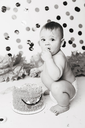 Kristopher 1yr-95b&w