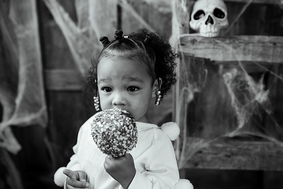 xSamira 2yr-210