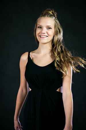 -Chaeli Senior-48