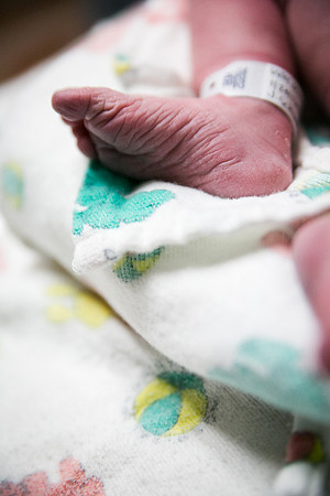 Matthew Birth-340