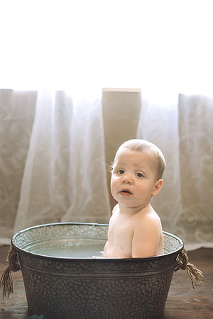 Twins 1yr Bath-18
