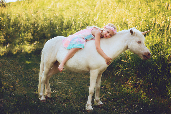 Unicorn-32