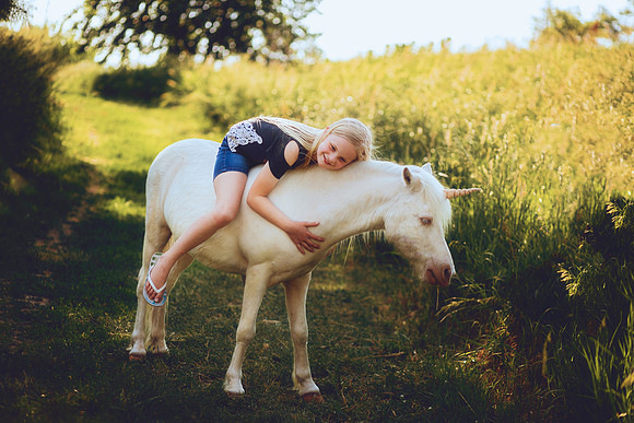 Unicorn-30
