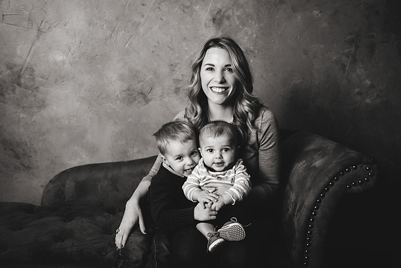 Family 2018-24bw