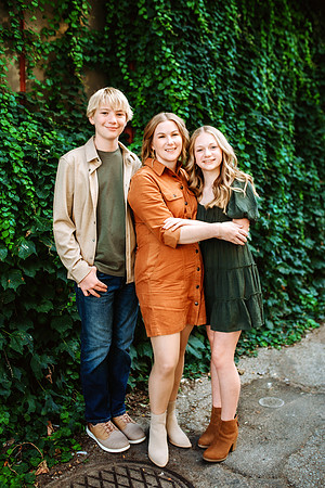 Family 2024-54