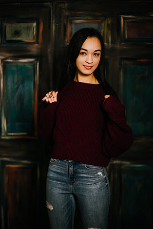 Olivia Senior-24