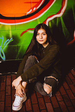Valeria Senior-23