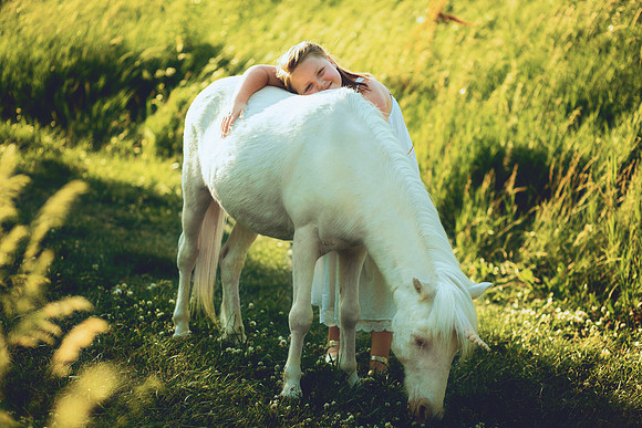 Unicorn-24