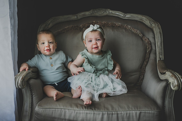 Twins 1yr-2