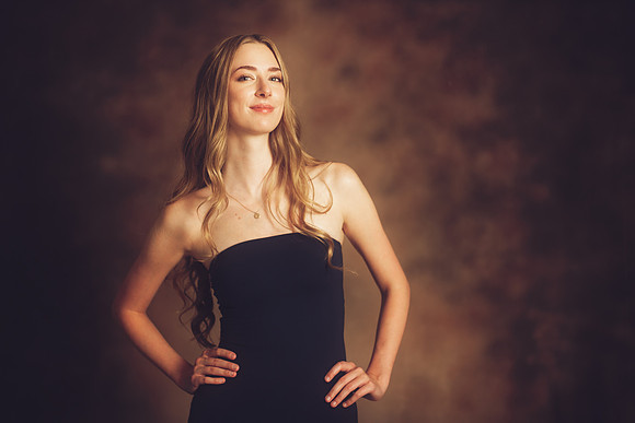 Abby Senior-30