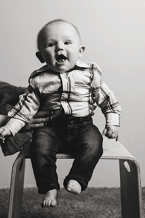 Beckham 6mth-34b&w