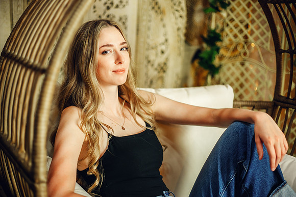 Abby Senior-52