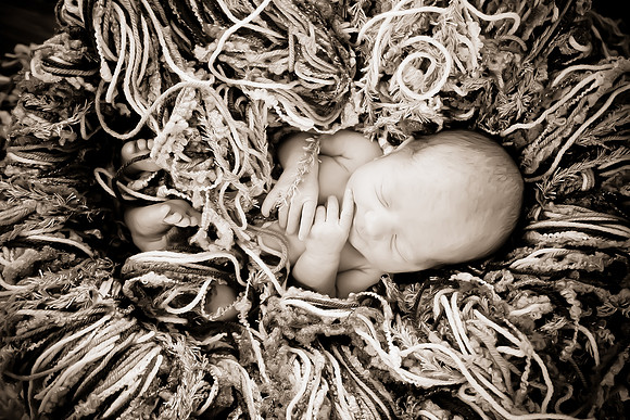 Slyvi Newborn-39