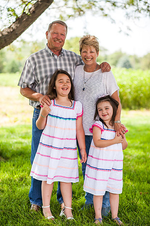 Family 2019-41